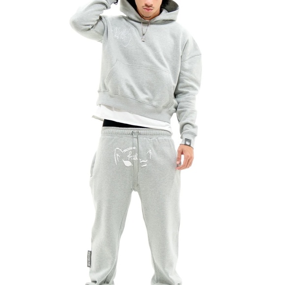 Be Panther Signature Panther Eyes outfit - Picture 2 of 14